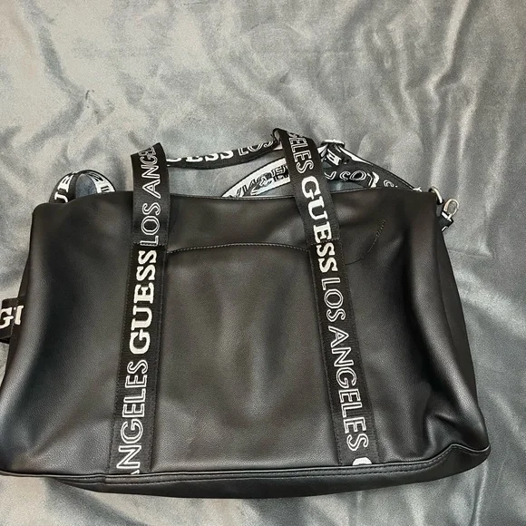 GUESS Black and White Shoulder Bag - Picture 11 of 12